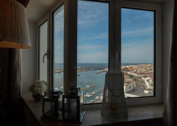 Apartment Marina Tower Center